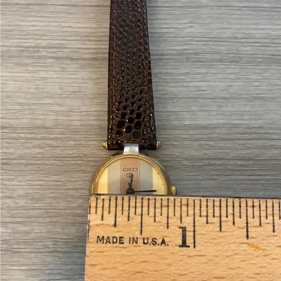 Vintage Gucci Brown Leather Strap Gold Watch - Picture 5 of 8